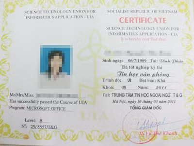 Chỉ với 80k, sau một ngày, phóng viên đã có được chứng chỉ Tin học văn phòng trình độ B do UIA cấp