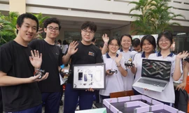 Bạn trẻ TPHCM sáng tạo, trải nghiệm khoa học tại ngày hội 'Tự hào là Học sinh 3 tốt'