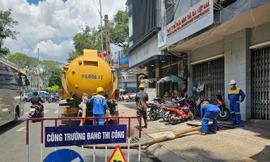 Chăm lo Tết cho 8.000 công nhân xây dựng, vệ sinh môi trường và thoát nước ở TPHCM