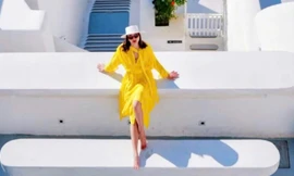 Du khách ngắm “vịnh” Utopia ảnh: Elite tour 