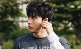 Hàng nghìn người hóng Hieuthuhai