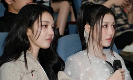 Em xinh Han Sara khóc