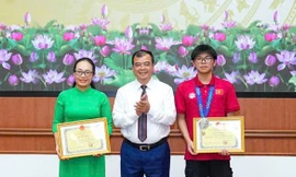 Hải Phòng thưởng 400 triệu đồng cho nam sinh đạt HCB Sinh học quốc tế 2025