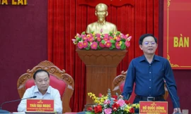 Ông Hồ Quốc Dũng bàn giao nhiệm vụ Bí thư Tỉnh ủy Gia Lai