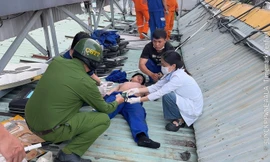 Thanh niên thoát chết gang tấc nhờ công an nhanh tay cắt nguồn điện