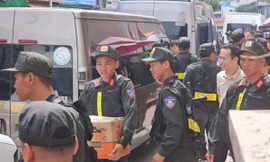 Công an thu giữ nhiều tài liệu từ khám xét Thẩm mỹ viện Mailisa TPHCM