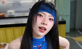 BTC Em xinh xin lỗi