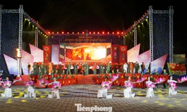 Sôi nổi dạ hội thanh niên Quân khu 3