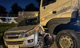 Tài xế xe bồn nghi bị đột tử dẫn đến mất kiểm soát lái gây tai nạn