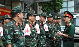 Quân đội đưa lực lượng Quân y tinh nhuệ tới hỗ trợ 3 tỉnh bị lũ lụt