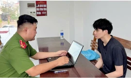 Mất 2,5 tỷ đồng vì bị kẻ gian giả danh nhân viên điện lực, dụ cài ứng dụng EVN giả mạo