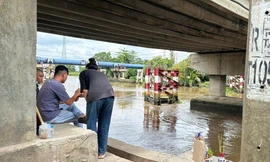 Tìm thấy thi thể nam sinh trên sông sau gần 2 ngày mất tích