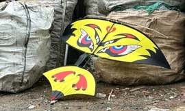 Thả diều trong gió mạnh, thanh niên bị đứt lìa bàn tay phải