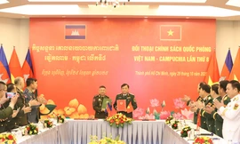  Việt Nam và Campuchia đối thoại về Chính sách quốc phòng 