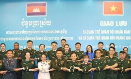 Giao lưu sĩ quan trẻ Quân đội nhân dân Việt Nam và Quân đội Hoàng gia Campuchia 