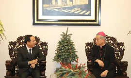 Trưởng Ban Tuyên giáo và Dân vận Trung ương Trịnh Văn Quyết chúc mừng Giáng sinh tại TPHCM