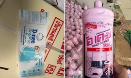 Triệt phá đường dây sản xuất nước giặt, tẩy rửa toilet giả