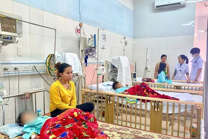 Tự lấy thuốc an thần của người lớn uống, ba trẻ ở Quảng Trị nhập viện cấp cứu