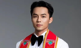 Nhận sash từ Á vương quốc tế Vũ Linh, dàn 'mỹ nam' chính thức nhập cuộc 'Manhunt Vietnam 2025'