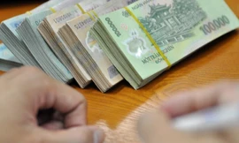 Doanh nghiệp có phương án trả lương, thưởng trước Tết ít nhất 20 ngày?