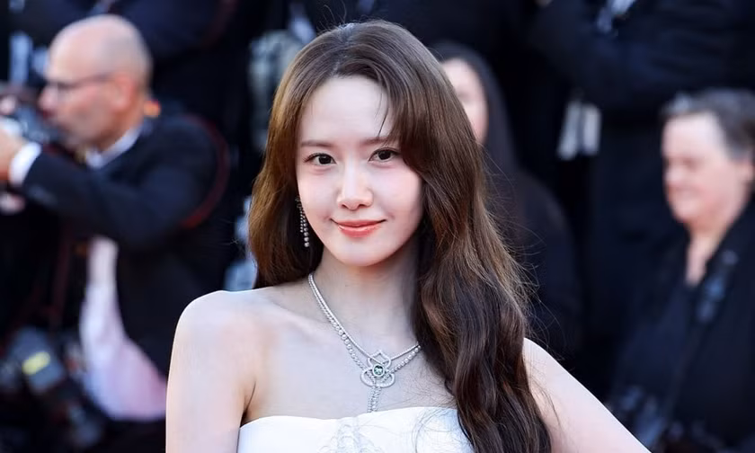 ‘Tình đầu quốc dân’ bị xua đuổi tại Cannes