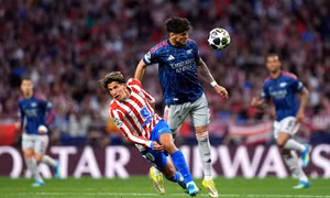 Trực tiếp bán kết Atletico vs Arsenal 0-0 (H1): Không vào!!! Madueke lỡ cơ hội