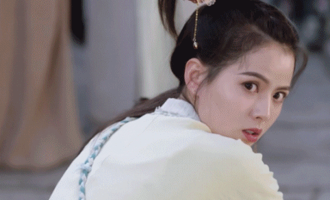 La Chính trong Xuân Lai Chẩm Tinh Hà. La Chính trong Xuân Lai Chẩm Tinh Hà.