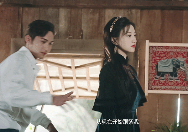 Tình nguyện làm "nô lệ" và "Tần ATM" cho tiểu thư Tư Đằng. Tình nguyện làm "nô lệ" và "Tần ATM" cho tiểu thư Tư Đằng.