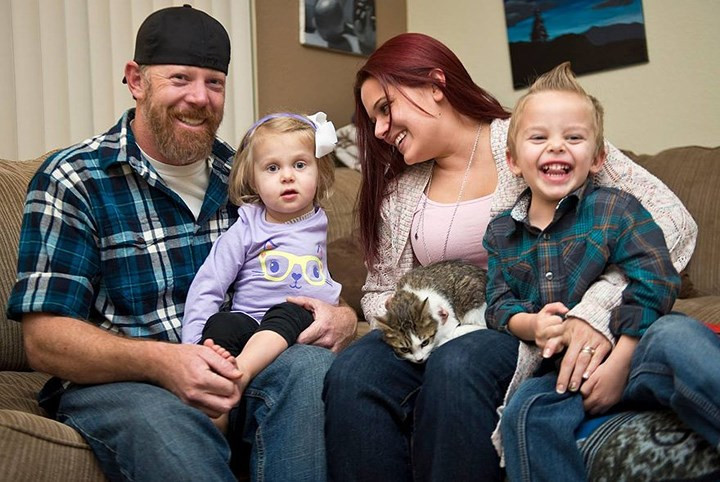 Từ đó, Scarlette Tipton và Doc trở thành những người bạn thân thiết không thể tách rời. Ảnh: Purrworld.