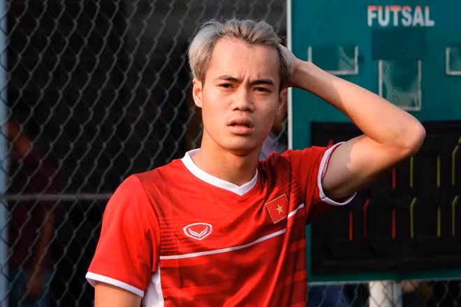 Văn Toàn sẽ là "nhân tố X" trên hàng công của HLV Park Hang-seo tại tuyển Việt Nam. Ảnh: Độc Lập.