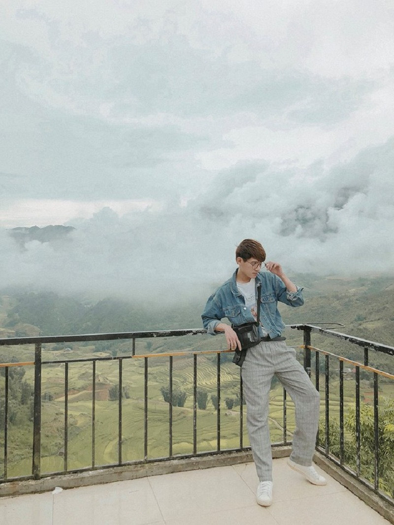 Cùng với bản Tả Van, Tả Phìn, 9X cũng không bỏ qua bản Cát Cát với quán café nổi tiếng Haven Sapa "mây giăng ngập lối".