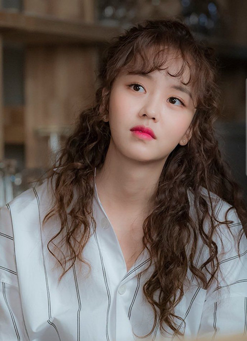 Những kiểu tóc nào đã khiến idol K-Pop mê mẩn thử nghiệm trong suốt năm 2018? ảnh 7