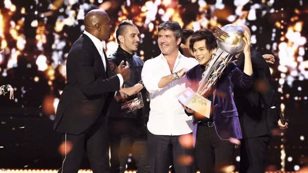 “Thần bài” Shin Lim trở thành “quán quân của những quán quân” ảnh 1
