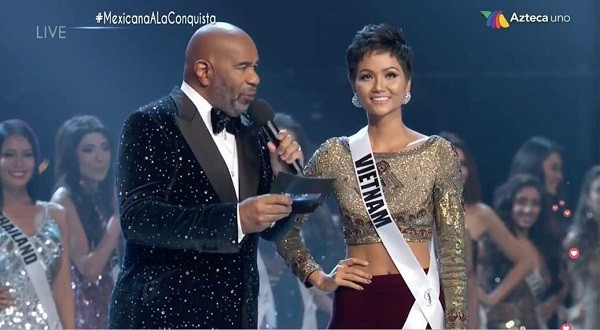 H'Hen Niê khiến khán giả nước nhà phải tự hào khi lọt top 5. H'Hen Niê khiến khán giả nước nhà phải tự hào khi lọt top 5.