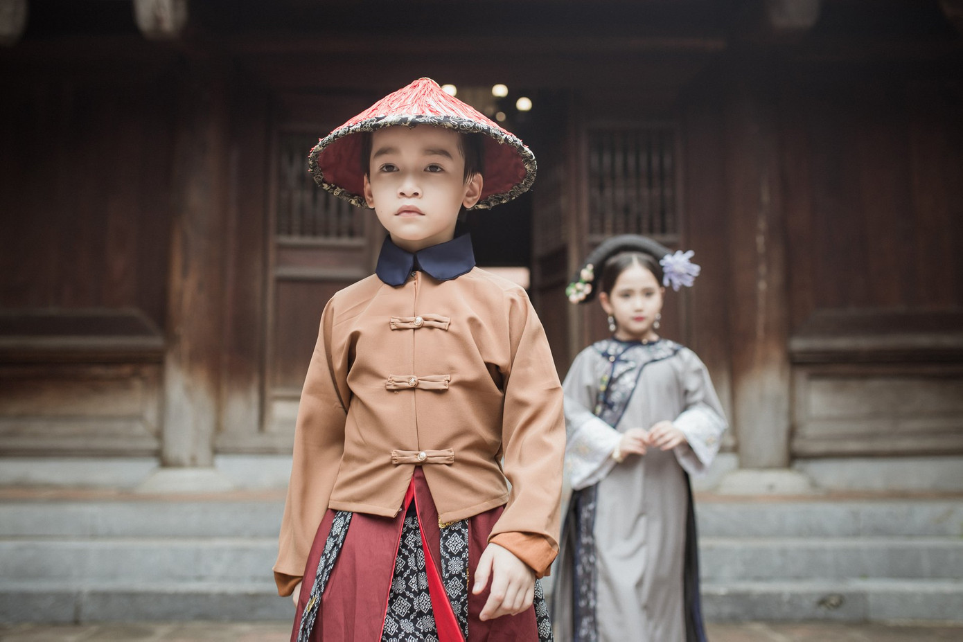 Hai em nhỏ hóa thân thành cặp đôi "ngôn tình" nhất phim – Ngụy Anh Lạc và Phú Sát Phó Hằng.