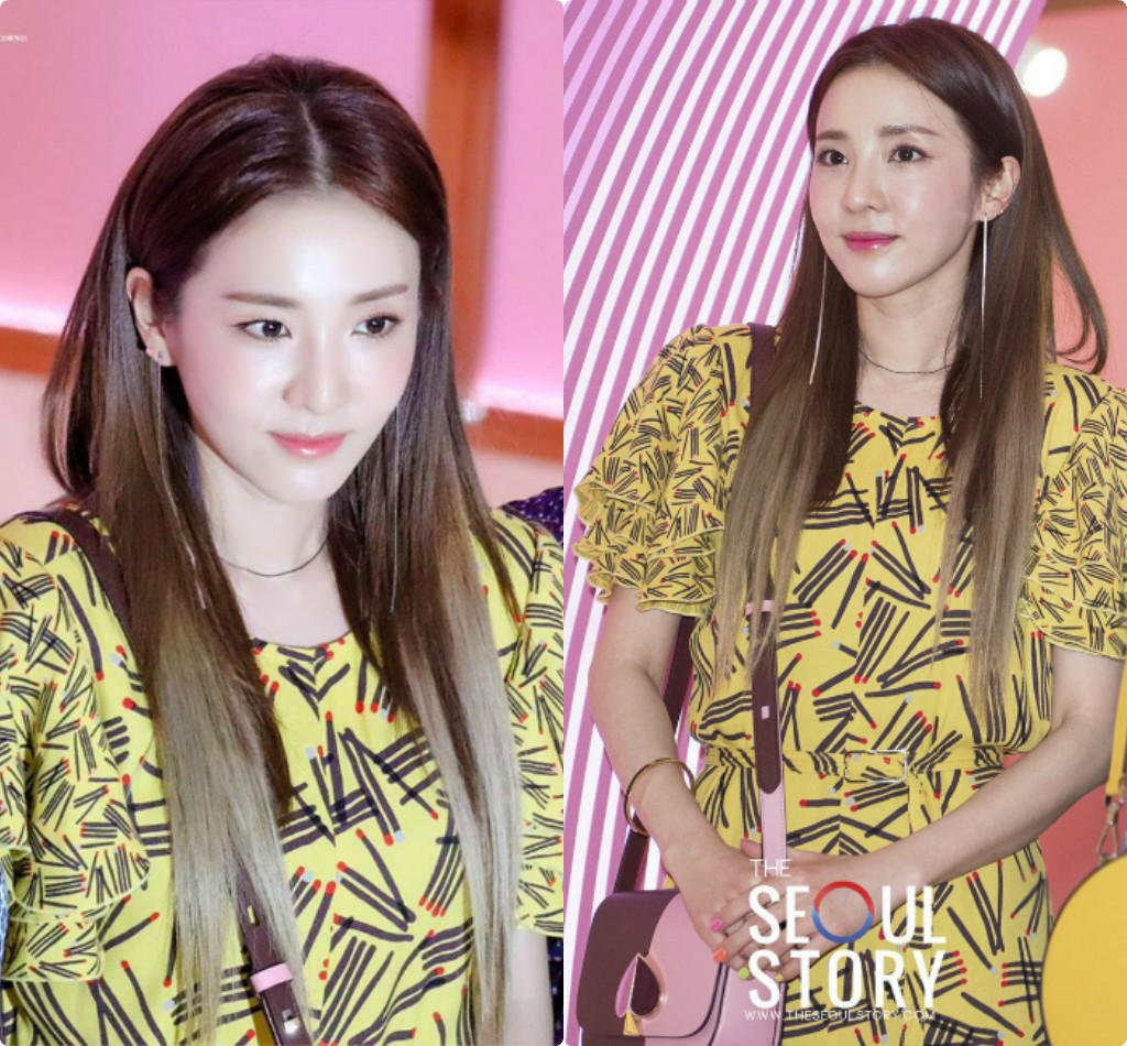 Vốn sở hữu vẻ đẹp trẻ trung so với tuổi thật, dù là ảnh fan chụp hay ảnh báo chí, Dara vẫn khiến người hâm mộ trầm trồ. Nhiều người cho rằng thật khó tin khi cựu thành viên 2NE1 đã bước sang tuổi 36.