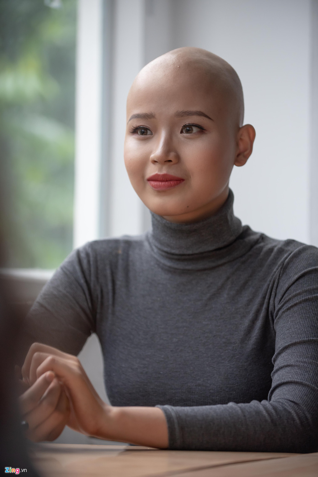 Tiên từng oán trách số phận, thấy bất công khi cuộc sống không được bằng phẳng như bao người.