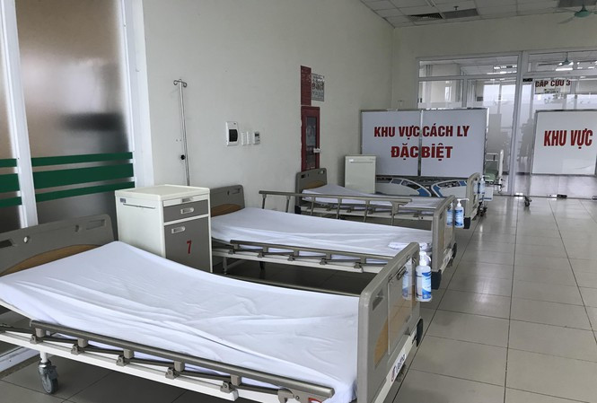 Khu cách ly bệnh nhân nhiễm virus corona mới tại BV Bệnh Nhiệt đới T.Ư. Ảnh: Thái Hà.
