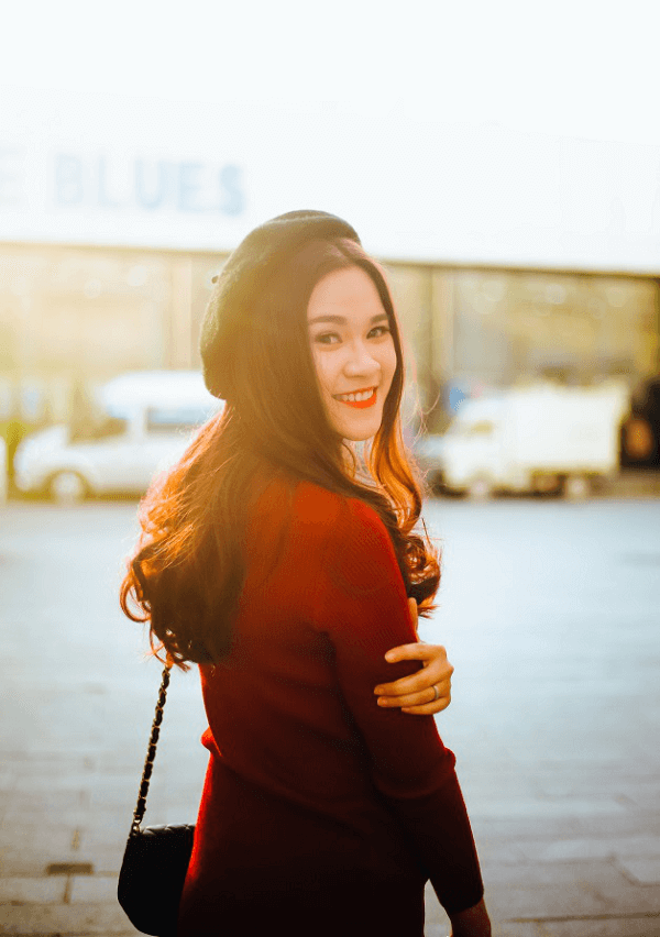 Vẻ đẹp trong trẻo của nữ sinh Đà Nẵng lọt vào Bán kết "Hoa Khôi Sinh Viên" ảnh 1