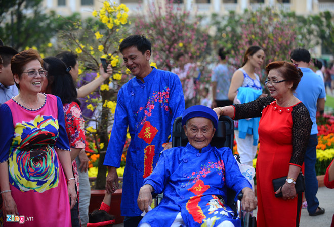 Nhiều lễ hội được tổ chức tại TP.HCM trong dịp Tết Kỷ Hợi để phục vụ người dân. Ảnh: Tùng Tin