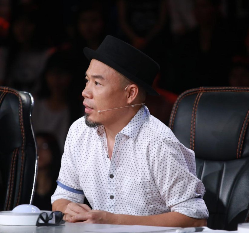 Huy Tuấn cho biết những năm trở lại đây anh thường rất kén chọn ngồi ghế giám khảo hay tham gia vào một gameshow nào liên quan đến âm nhạc bởi bản thân không còn hứng thú. Tuy nhiên Trời sinh một cặp lại là một ngoại lệ.