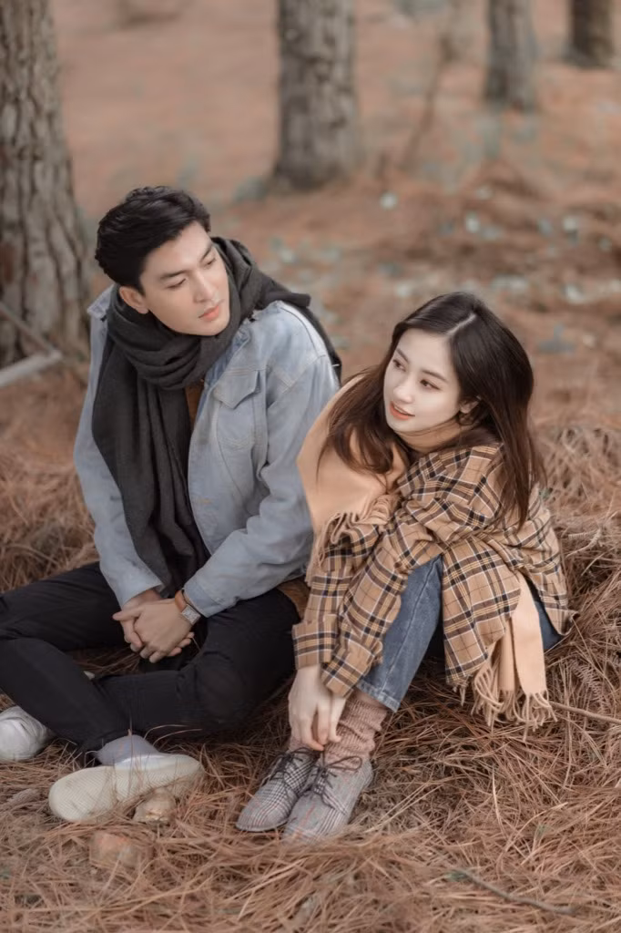 Jun Vũ bất ngờ trở thành "nàng thơ" của Quang Đại trong phim ngắn quay tại Hà Nội ảnh 4