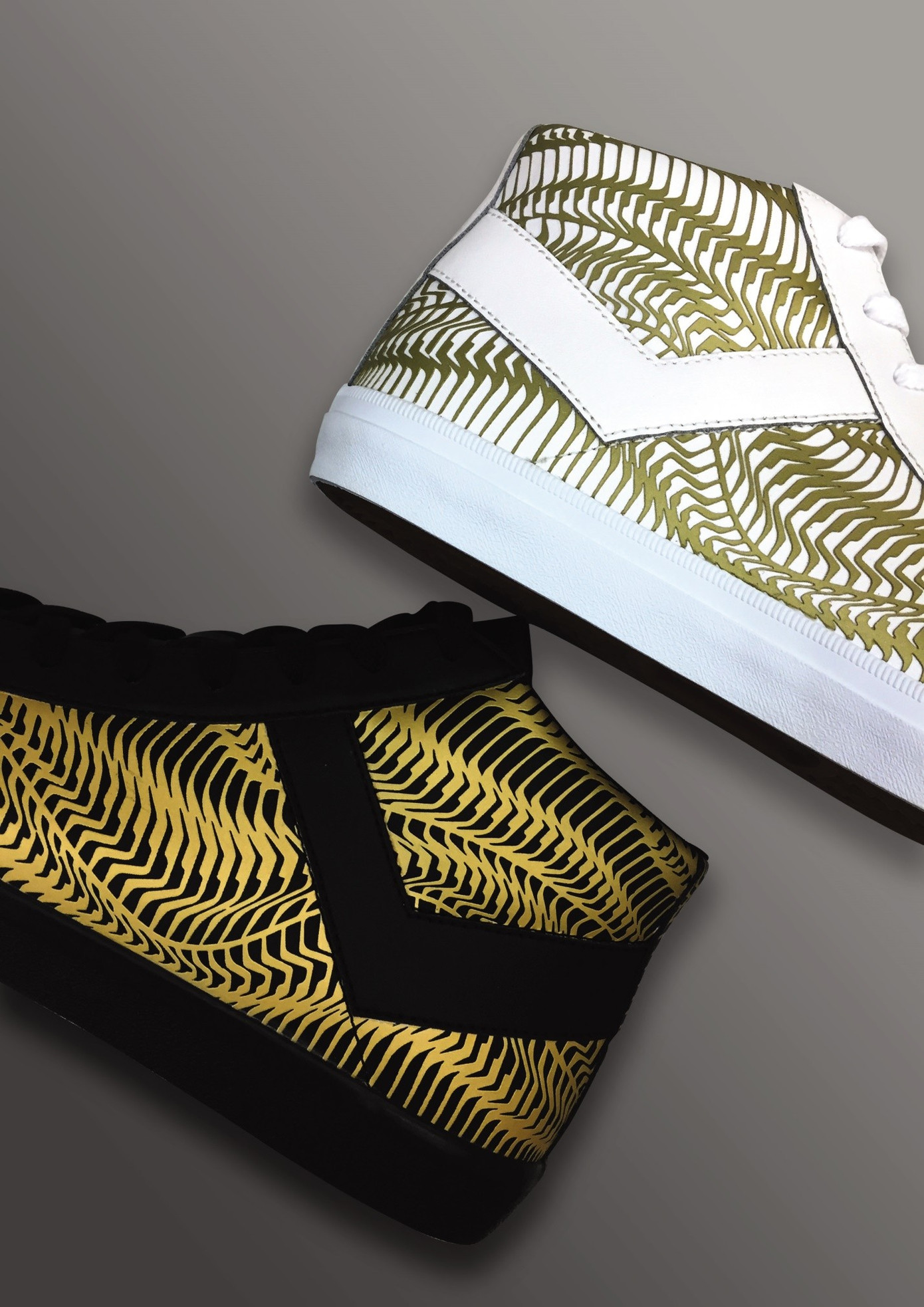 Họa tiết chi tiết, nổi bật một cách tinh tế và không quá cầu kì khiến cho sản phẩm của bộ sưu tập New York New York được giới trẻ đánh giá cao.