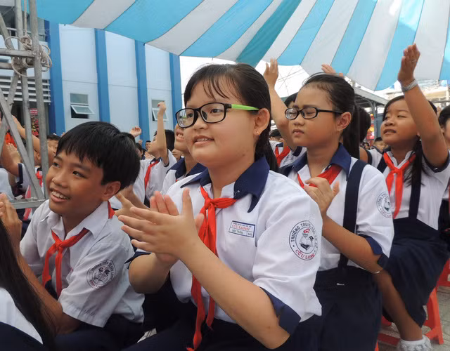 Đề xuất miễn học phí bậc THCS của TP.HCM chưa được chấp thuận. (Ảnh minh họa)