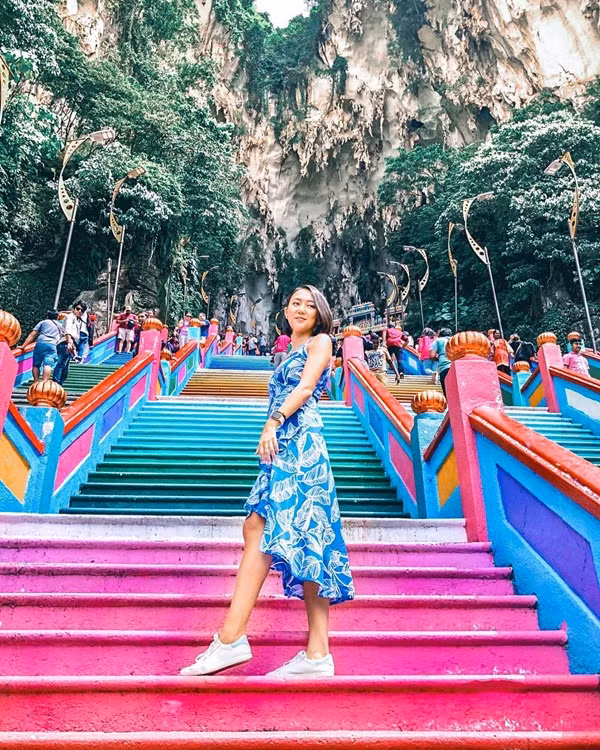 Nấc thang cầu vồng đẹp hút hồn ở Malaysia.