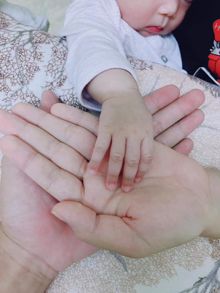 Cả nhà thương nhau...