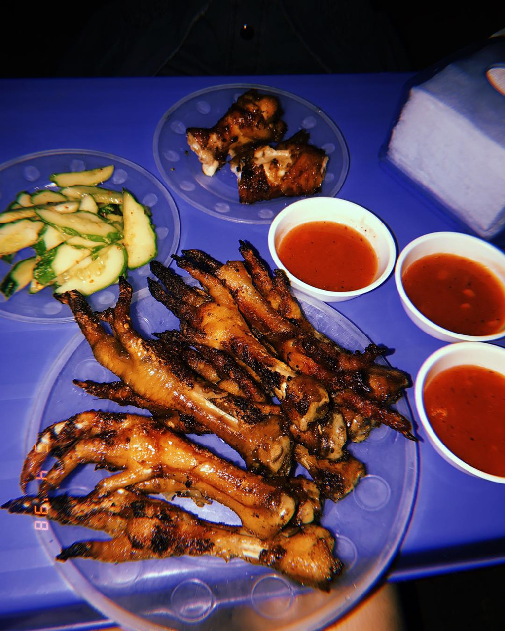 Ảnh: Bluecrap92, Maingngoc26995.