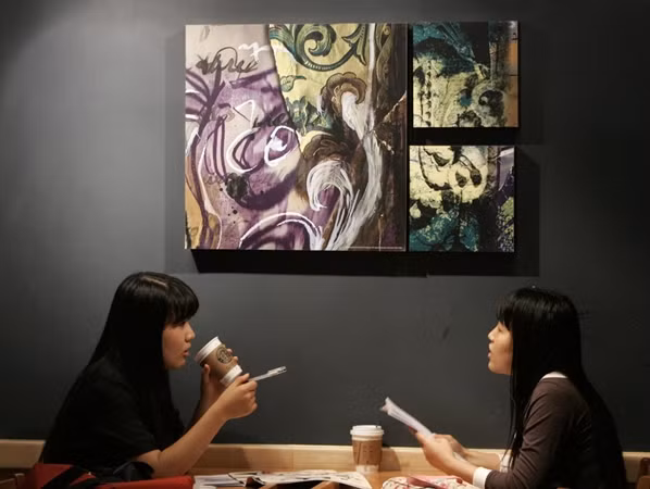 Giới trẻ Hàn Quốc uống rất nhiều cà-phê.