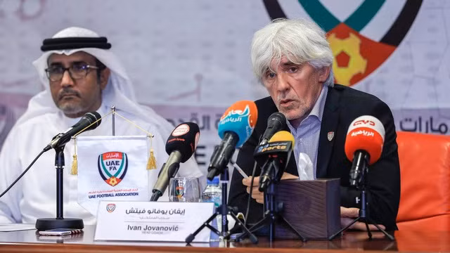 HLV Ivan Jovanovic trong buổi họp báo ra mắt với tư cách tân HLV trưởng đội tuyển UAE vào ngày 30/12