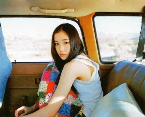 Ảnh minh họa: Aoi Yu.